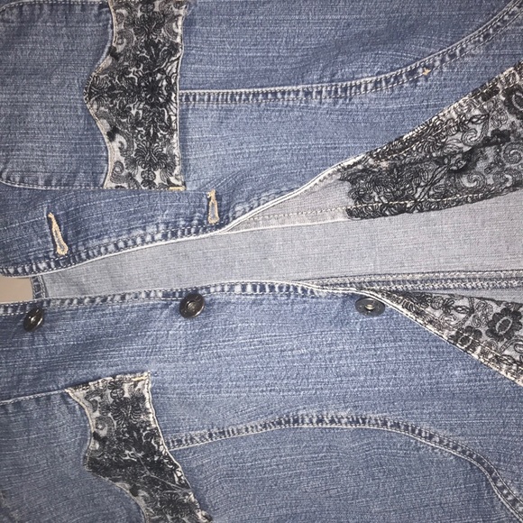 Denim jacket - Picture 3 of 4